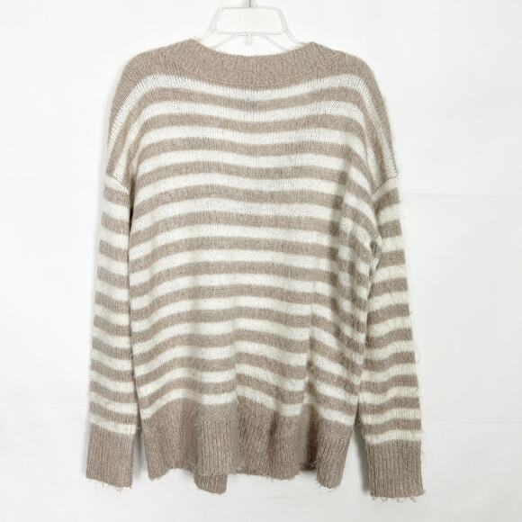 American Eagle Jegging Fit Striped Fuzzy Striped Sweater Size Small Oversized - Picture 6 of 11